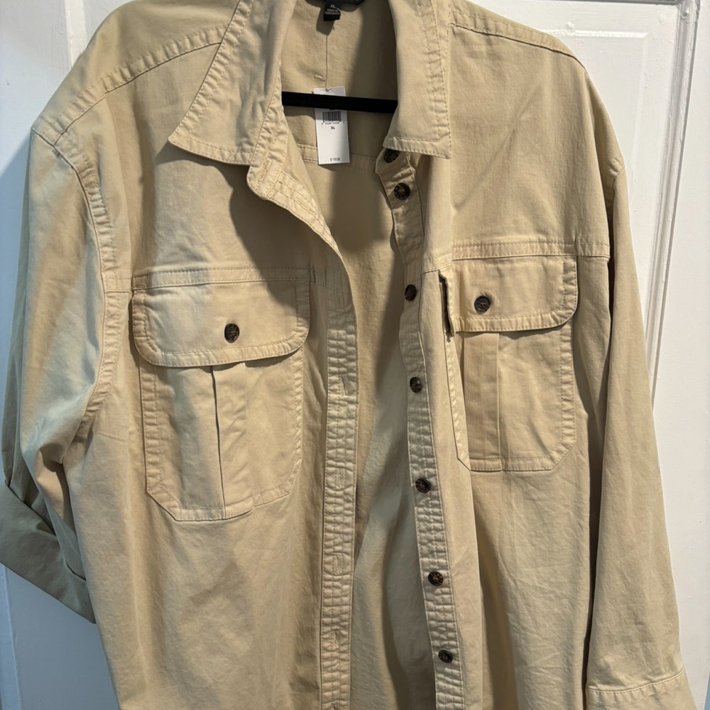 Banana Republic Never Worn Cargo Shirt